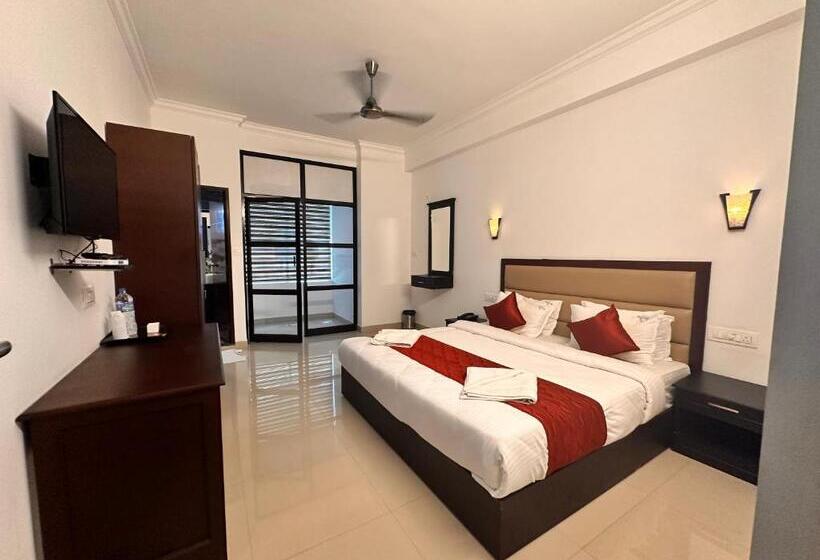 Номер Deluxe, Luxe Hotel Thekkady