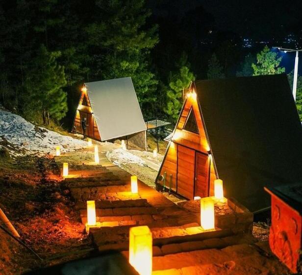 اتاق لوکس, Orange Loft, Glamp Park Murree