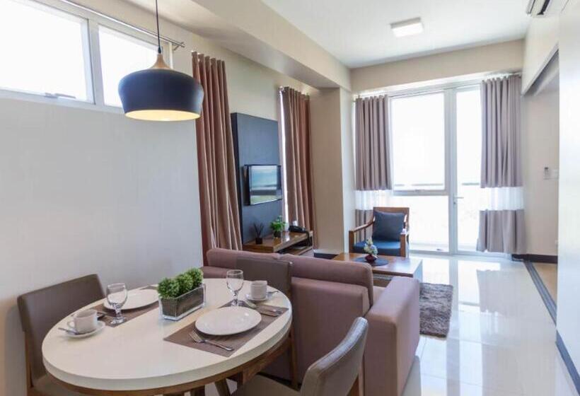 스위트, Mactan Newtown Condo With Free Airport Pickup