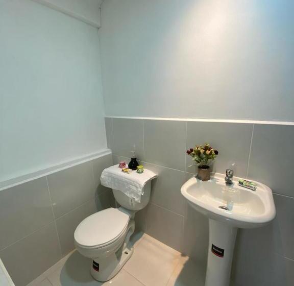 스탠다드 룸, Broadway Suites