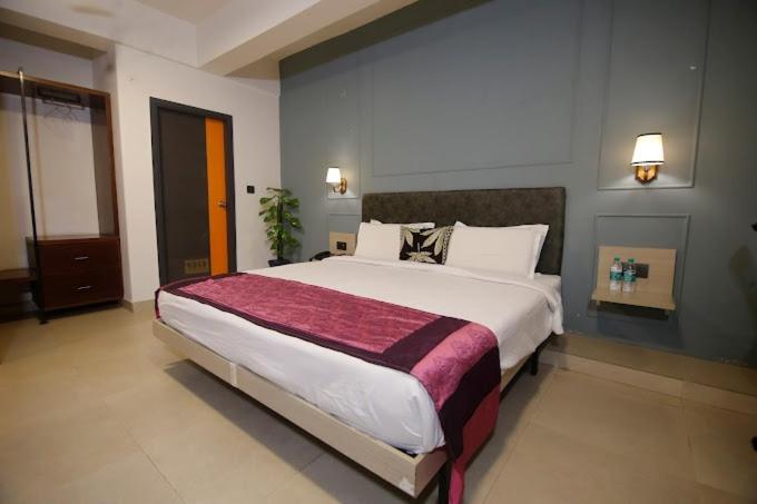 Номер Deluxe, Virohaa Garden Hotel Ghaziabad