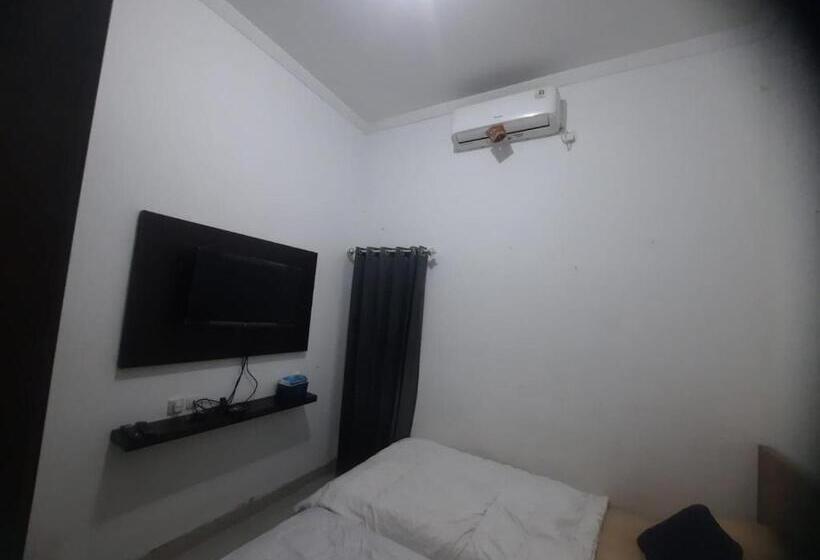이코노미 룸, Oyo 93870 Damai Guest House Cirebon