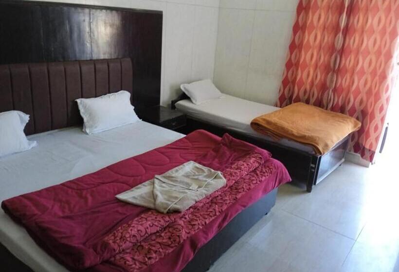 Номер Deluxe, Sun View Chamba   Best Hotel In Chamba Tehri Garhwal