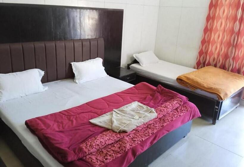 豪华房间, Sun View Chamba   Best Hotel In Chamba Tehri Garhwal