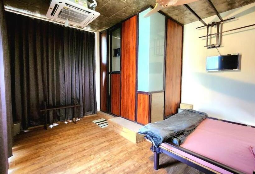 Номер Стандарт, The Kalyaneshwar Dixit Hotels & Resorts
