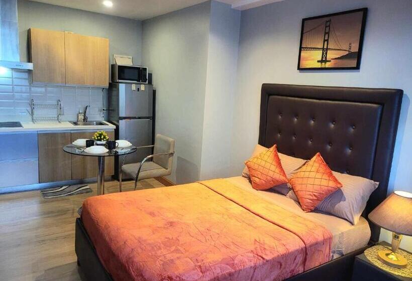 Студия Стандарт, Gramercy Staycaytion