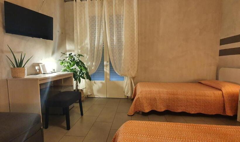 スタンダード４人部屋, Affittacamere Borgo Sabbionara