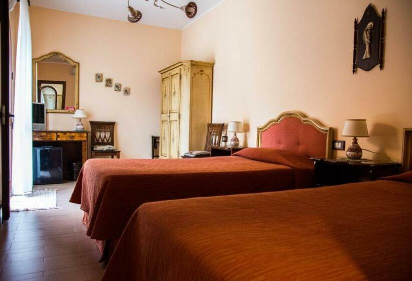 اتاق استاندارد, B&b Villa Liliya