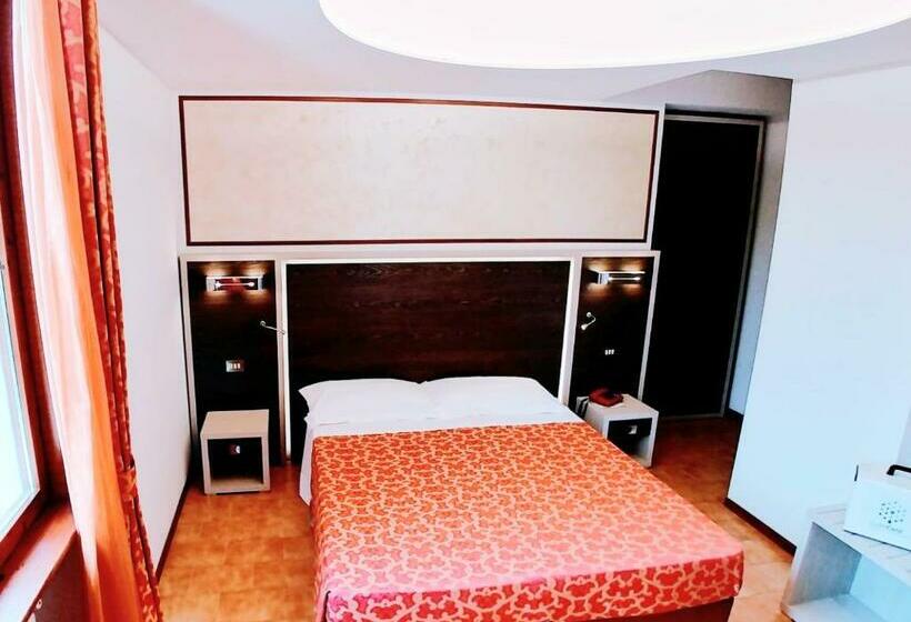 חדר סטנדרט, Albergo Carancini