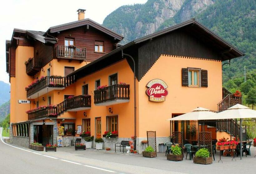 Классический Номер, Albergo Del Ponte