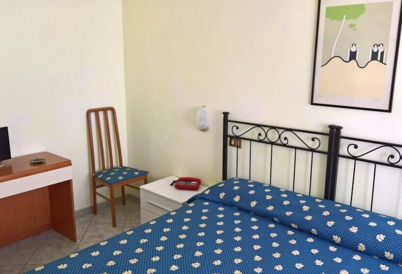 Номер Стандарт, Albergo Golfo