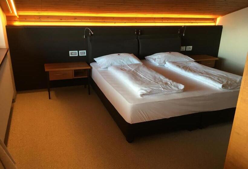 带大床的复式套间, Ansitz Kematen S