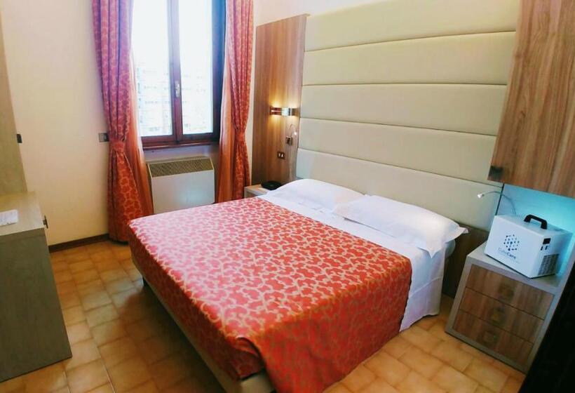 חדר סטנדרט יחיד, Albergo Carancini