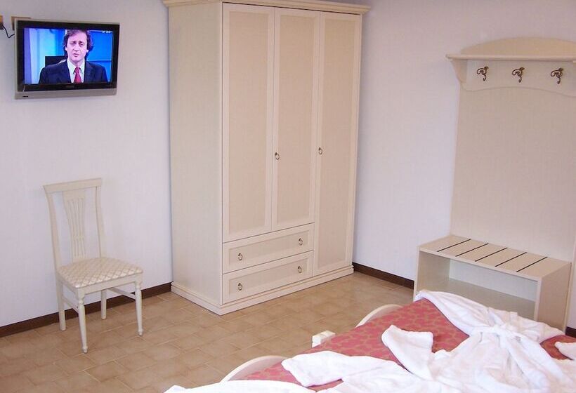 اتاق استاندارد, Albergo Carancini