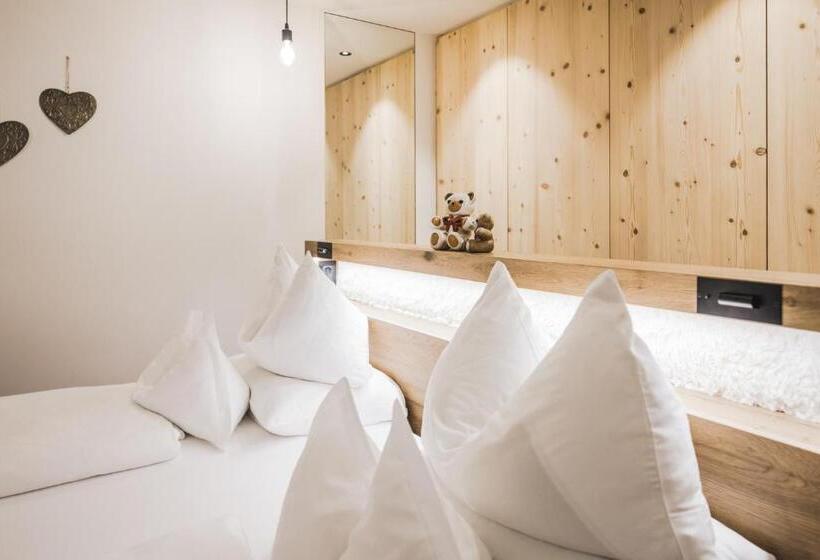 Полулюкс, Chalet S   Dolomites Design   Adults Recommended