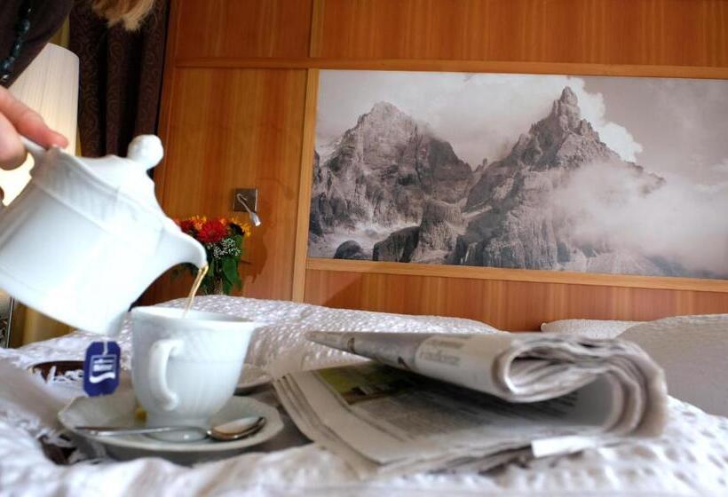 デラックスルーム, Cimon Dolomites