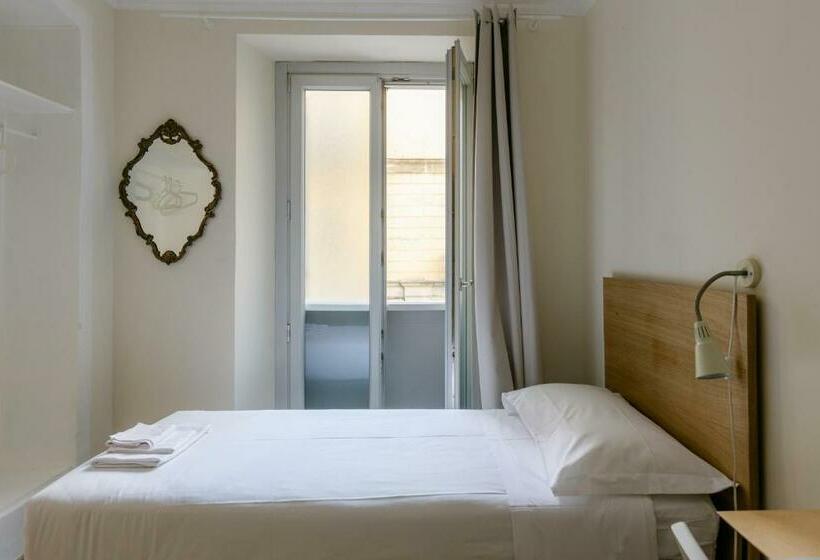 اتاق استاندارد یک نفره, Tomato Urban Retreat