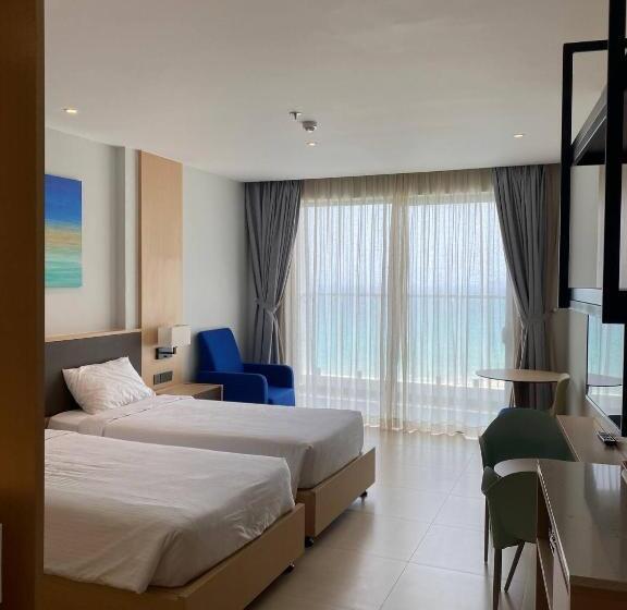 اتاق لوکس با چشم‌انداز دریا, The Oceanfront Apartment At Cam Ranh