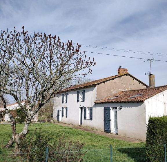 Дом 2 Спальни, Le Cardoué, Gíte Au Cœur Du Bocage Vendéen