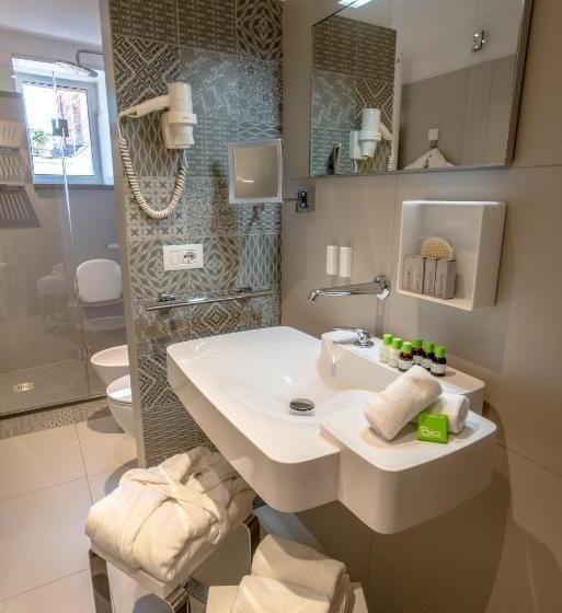 اتاق سوپریور, Uve Rooms & Wine Bar