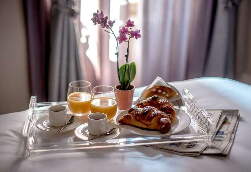 اتاق لوکس, Uve Rooms & Wine Bar
