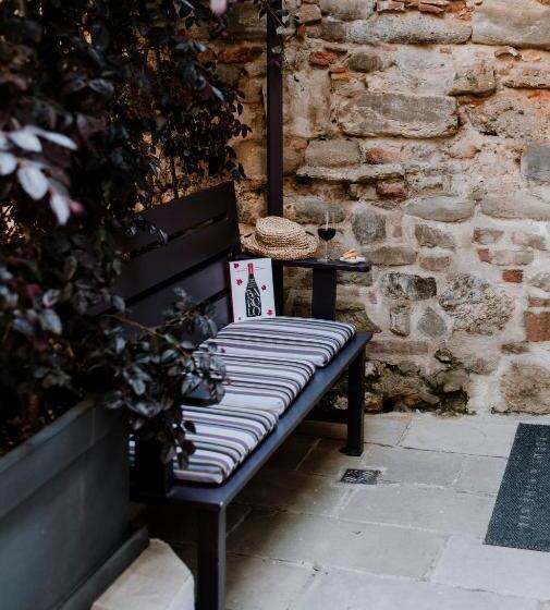 Номер Superior, Uve Rooms & Wine Bar