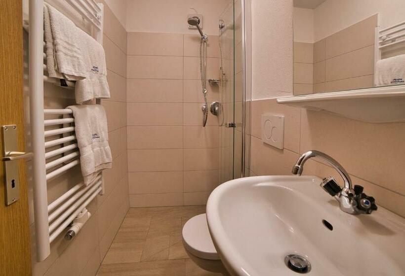 Номер Стандарт, Berghotel Franzenshöhe