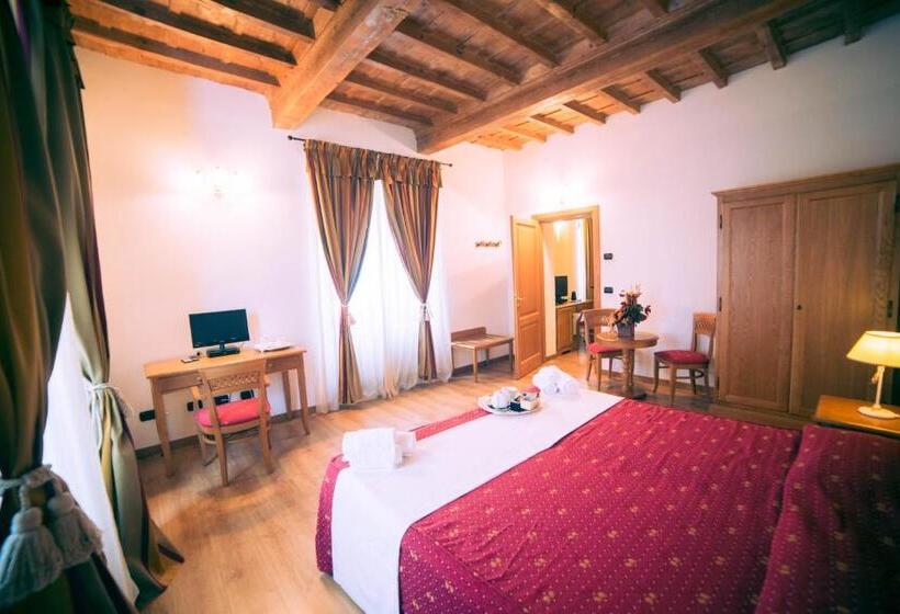Семейный Номер, Abetone E Piramidi Resort