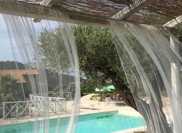 Апартаменты 2 Спальни, Antica Tindari