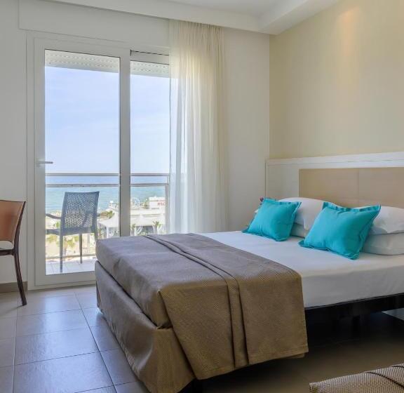 Triple Room Sea View, Augustus  Davanti A Noi C è Solo Il Mare