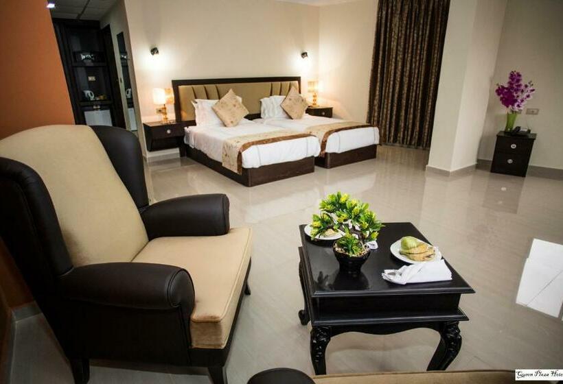 Superior Room, Queen Plaza