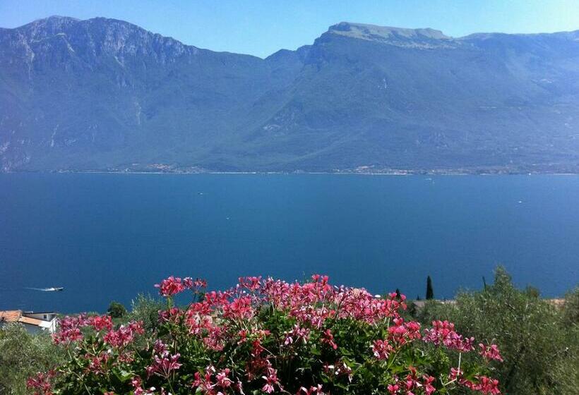 Номер Стандарт Вид на Озеро, Villa Margherita