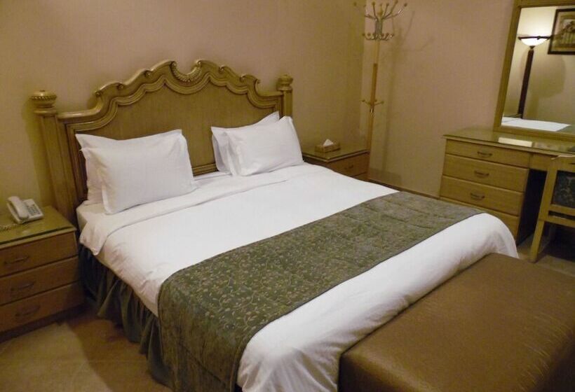 Апартаменты 1 Спальня, Milan Deluxe Suites