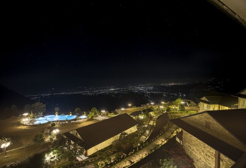 اتاق لوکس با چشم‌انداز, Rupakot Resort