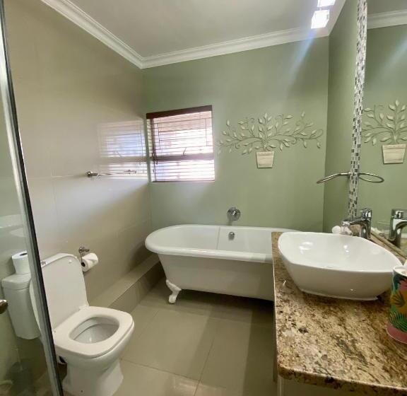 Номер Стандарт Вид на Бассейн, 3coloursblue Guest House