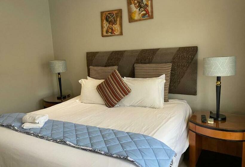 Стандартный Номер Кровать Кинг, Africa Footprints Guest House