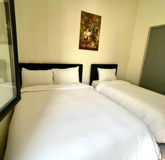 Quarto Triplo Estandar, Mauritania