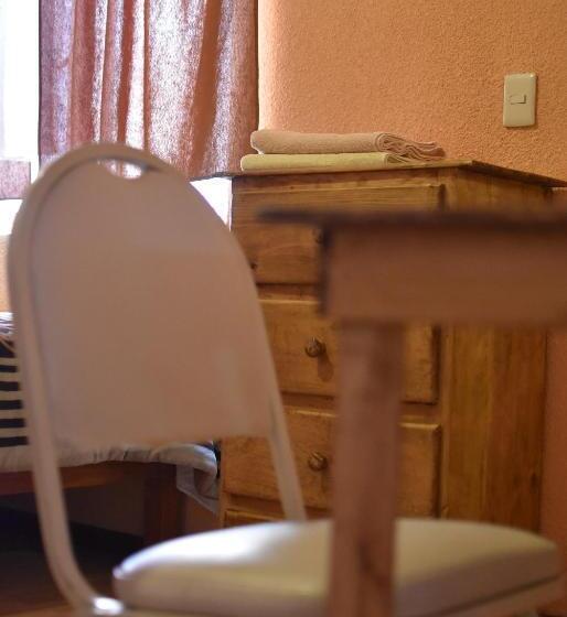 ２ダブルベッドのスタンダードルーム, Hostal Quinto Sol Huamantla