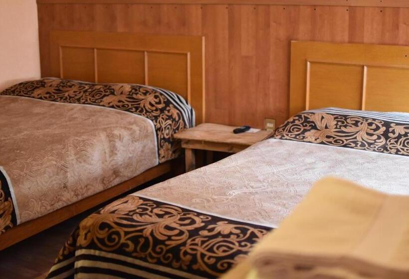 ２ダブルベッドのスタンダードルーム, Hostal Quinto Sol Huamantla