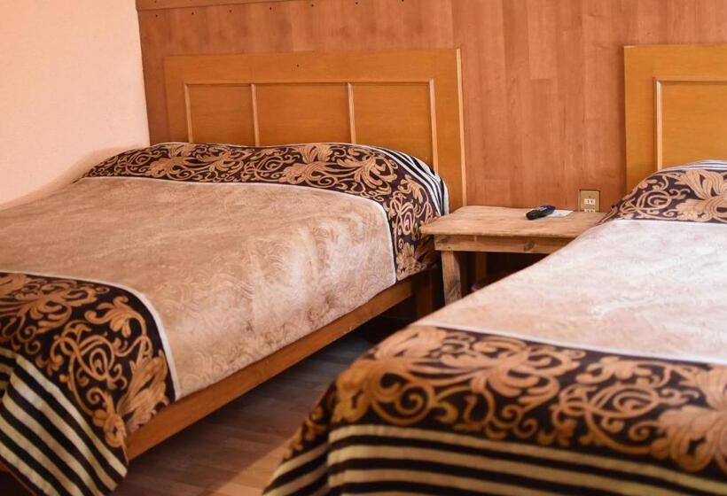 ２ダブルベッドのスタンダードルーム, Hostal Quinto Sol Huamantla
