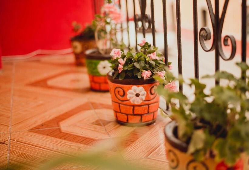 キングサイズベッドのスタンダードルーム, Hostal Quinto Sol Huamantla