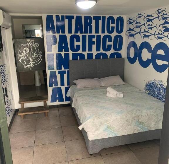 اتاق استاندارد, Hostal Loco Coco Loco