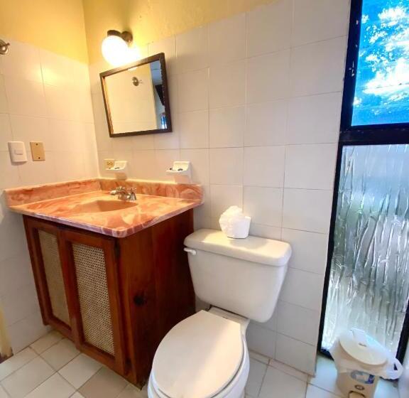 Quarto Estandar Cama King, Alegria