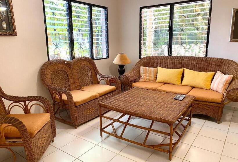 Apartamento 2 Dormitórios, Alegria
