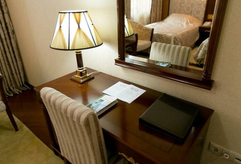 סוויטת ג'וניור קלאסית, Allureinn Hotel And Spa