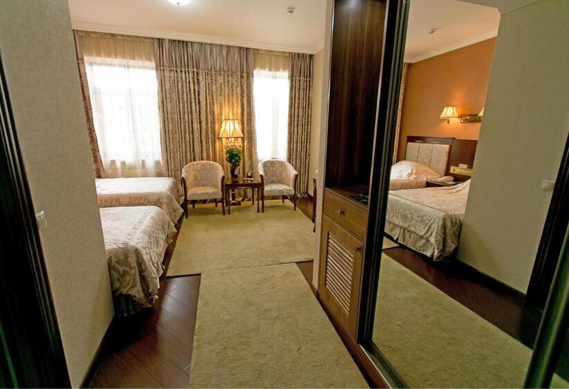 سوئیت جونیور کلاسیک, Allureinn Hotel And Spa