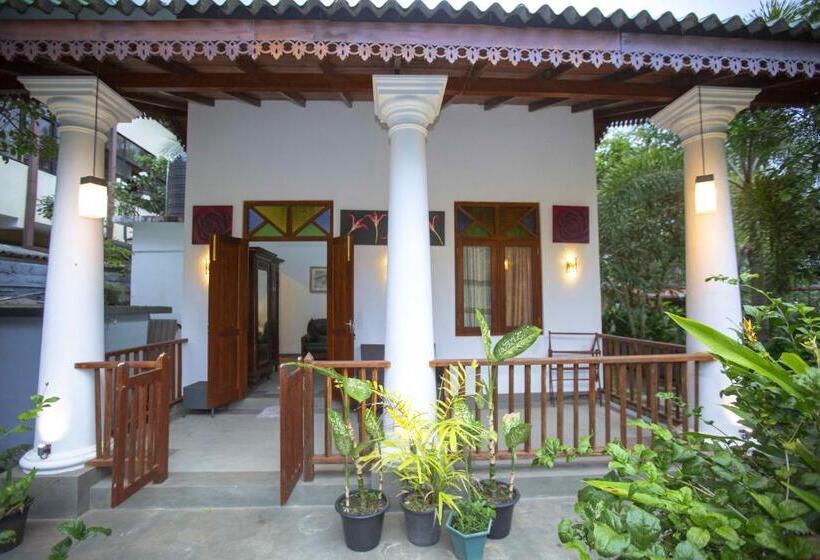 کلبه ییلاقی, Arcadia Resort