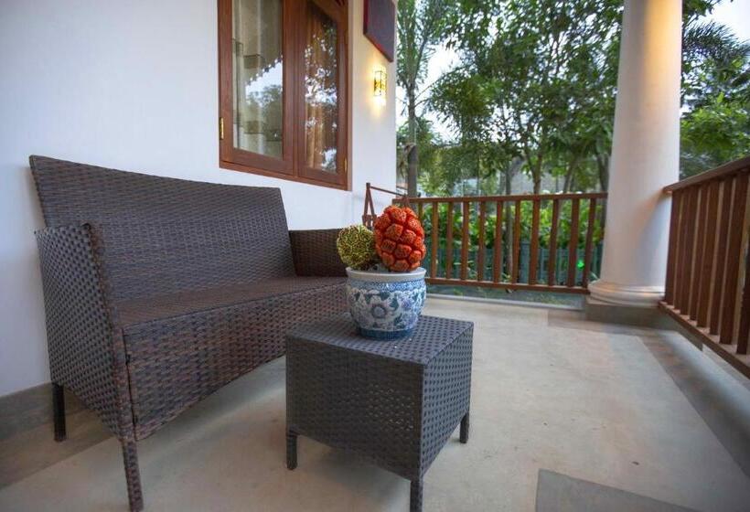 کلبه ییلاقی, Arcadia Resort