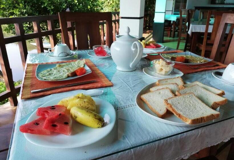 غرفة ديلوكس, Minuri Villa