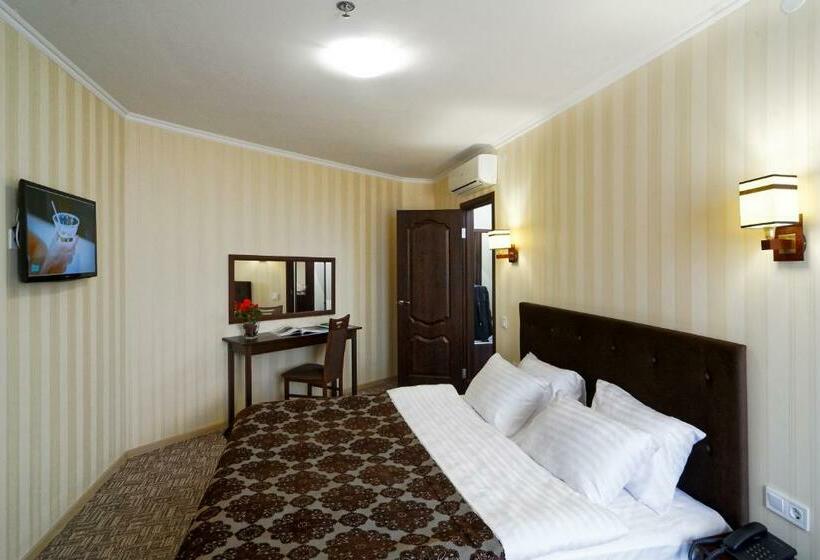 شقة غرفة واحدة, Lisova Pisnia Resort